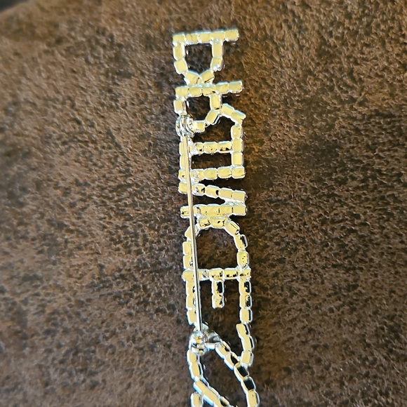 Princess Brooch - Picture 2 of 2